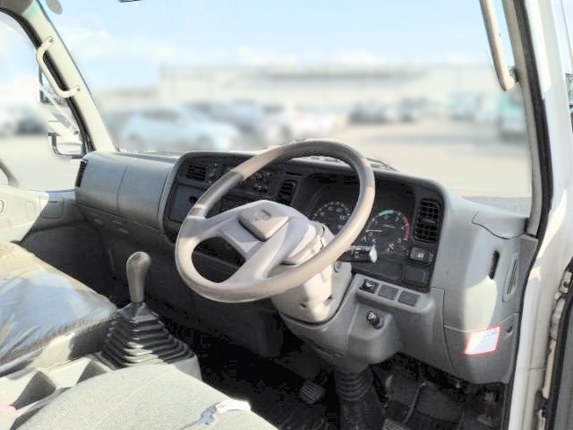 三菱ふそう キャンター 小型 平ボディ KC-FE637E(101467) 14枚目