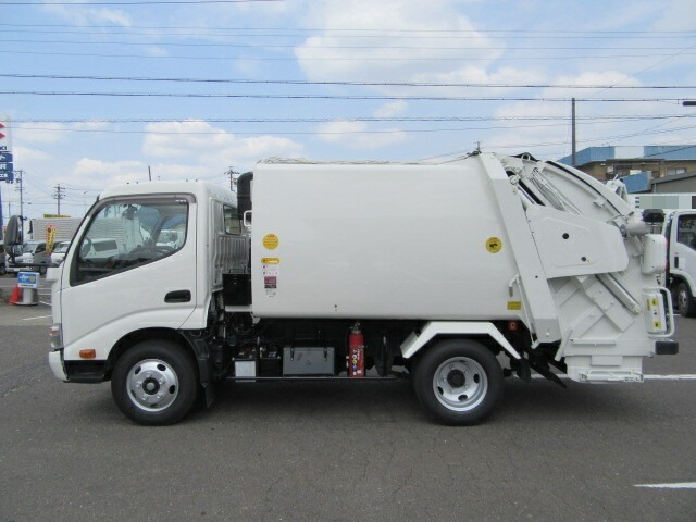 日野 デュトロ 小型 塵芥車（プレス式） TKG-XZU600X(10080) 5枚目