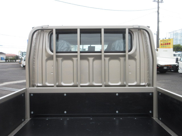 三菱ふそう キャンター 小型 Wキャブ 2RG-FBA20(101506) 11枚目