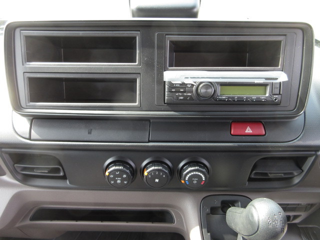 三菱ふそう キャンター 小型 Wキャブ 2RG-FBA20(101505) 15枚目