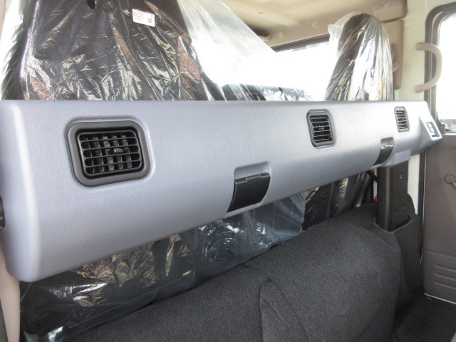 三菱ふそう キャンター 小型 Wキャブ 2RG-FBA20(101505) 28枚目