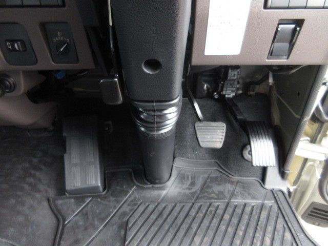 三菱ふそう キャンター 小型 Wキャブ 2RG-FBA20(101506) 25枚目