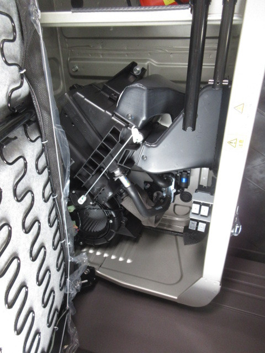 三菱ふそう キャンター 小型 Wキャブ 2RG-FBA20(101506) 31枚目