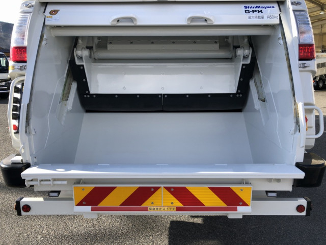 日野 レンジャー 中型 塵芥車（プレス式） 2KG-FD2ABA(101516) 13枚目