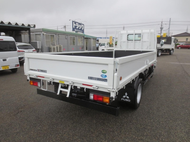 三菱ふそう キャンター 小型 平ボディ 2RG-FEAV0(101518) 4枚目