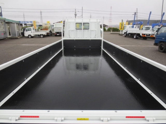 三菱ふそう キャンター 小型 平ボディ 2RG-FEAV0(101518) 10枚目