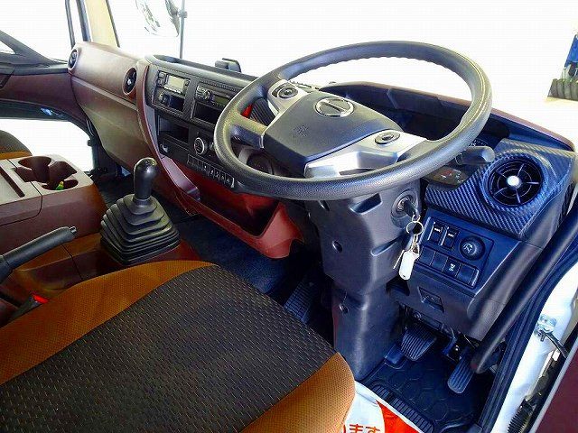 日野 レンジャー 中型 冷蔵冷凍バン 2KG-FD2ABG(101520) 5枚目