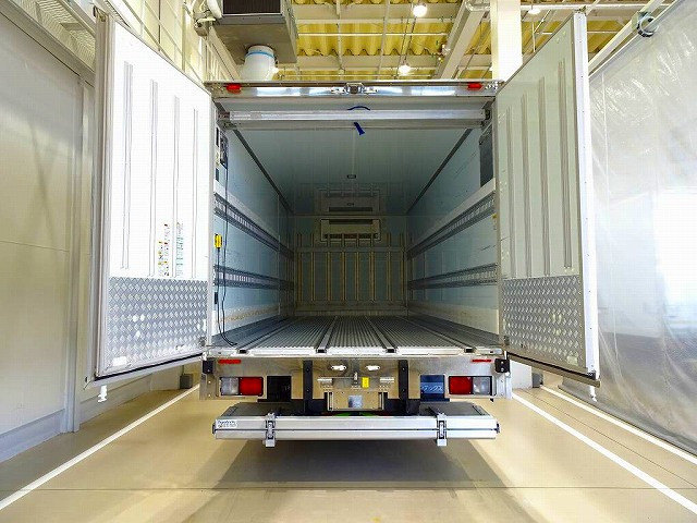 日野 レンジャー 中型 冷蔵冷凍バン 2KG-FD2ABG(101520) 21枚目