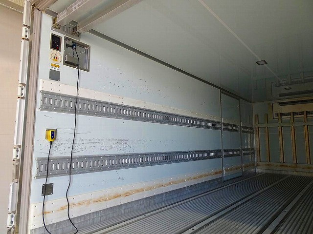 日野 レンジャー 中型 冷蔵冷凍バン 2KG-FD2ABG(101520) 25枚目