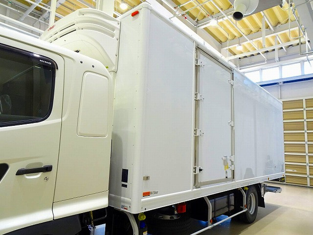 日野 レンジャー 中型 冷蔵冷凍バン 2KG-FD2ABG(101520) 30枚目