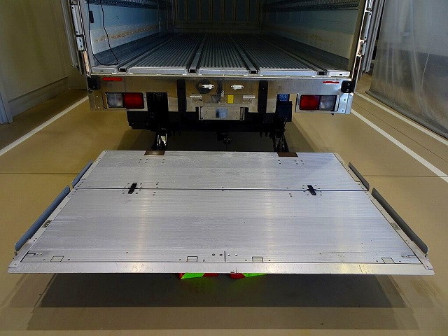 日野 レンジャー 中型 冷蔵冷凍バン 2KG-FD2ABG(101520) 35枚目