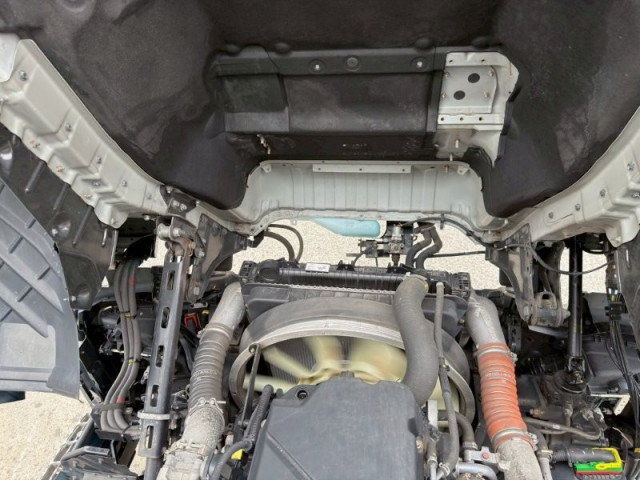 UDトラックス（日産） クオン 大型 ウィング 2PG-CD5CA(101521) 23枚目