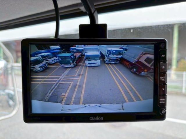 UDトラックス（日産） クオン 大型 ウィング 2PG-CD5CA(101521) 25枚目