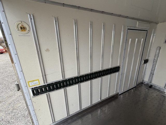 三菱ふそう キャンター 小型 冷蔵冷凍バン TPG-FBA00(101523) 13枚目