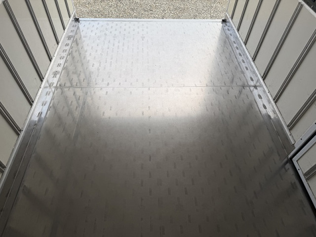 三菱ふそう キャンター 小型 冷蔵冷凍バン TPG-FBA00(101523) 15枚目