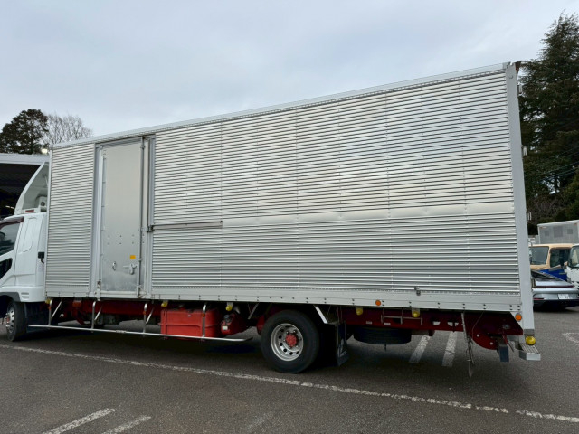 三菱ふそう ファイター 中型 バン TKG-FK64F(101524) 8枚目