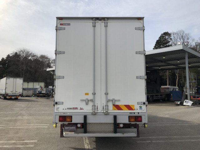 三菱ふそう ファイター 中型 バン TKG-FK64F(101524) 10枚目