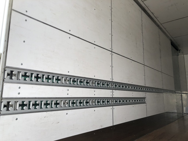 三菱ふそう ファイター 中型 バン TKG-FK64F(101524) 12枚目