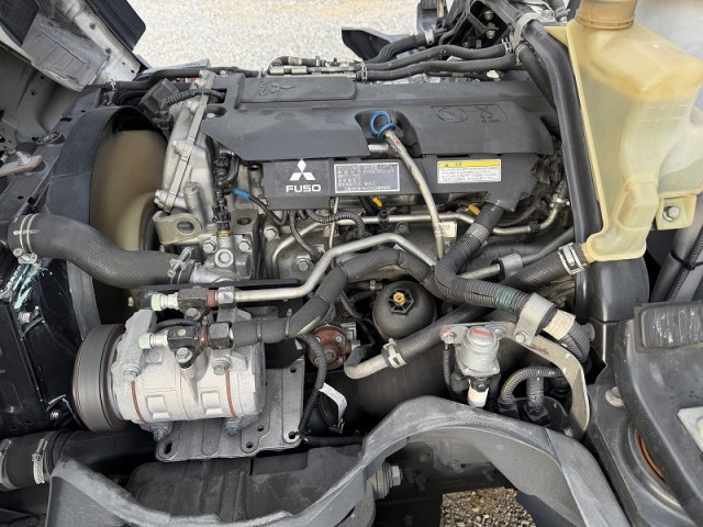 三菱ふそう キャンター 小型 冷蔵冷凍バン TPG-FBA00(101523) 48枚目