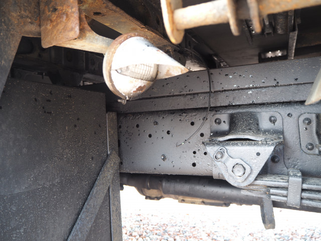 日野 デュトロ 小型 平ボディ（クレーン付） TKG-XZU695M(101527) 34枚目