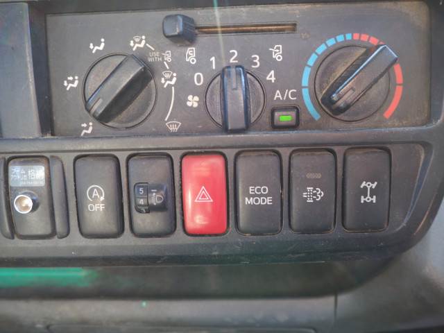 日野 デュトロ 小型 平ボディ（クレーン付） TKG-XZU695M(101527) 46枚目