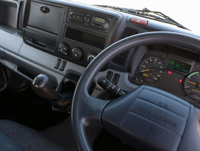 三菱ふそう キャンター 小型 平ボディ TKG-FBA20(101529) 32枚目