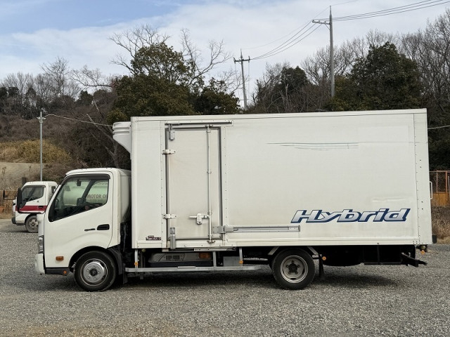 日野 デュトロ 小型 冷蔵冷凍バン TQG-XKU710M(101532) 4枚目