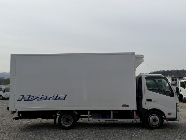 日野 デュトロ 小型 冷蔵冷凍バン TQG-XKU710M(101532) 8枚目