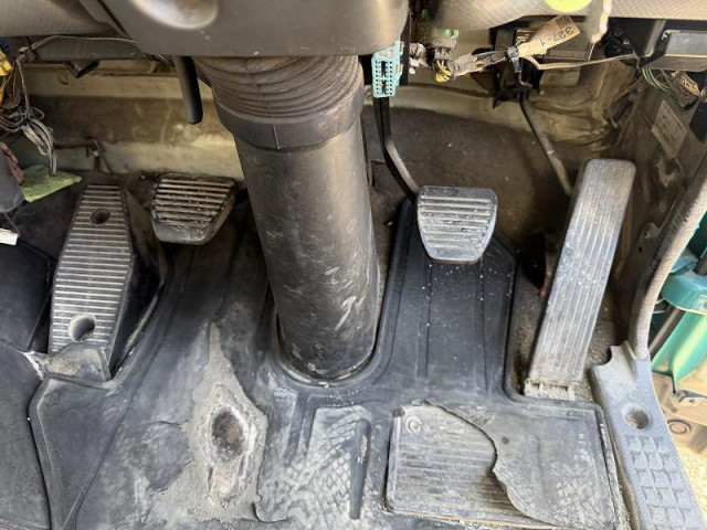 いすゞ フォワード 増トン 平ボディ PDG-FTR34S2(101535) 24枚目