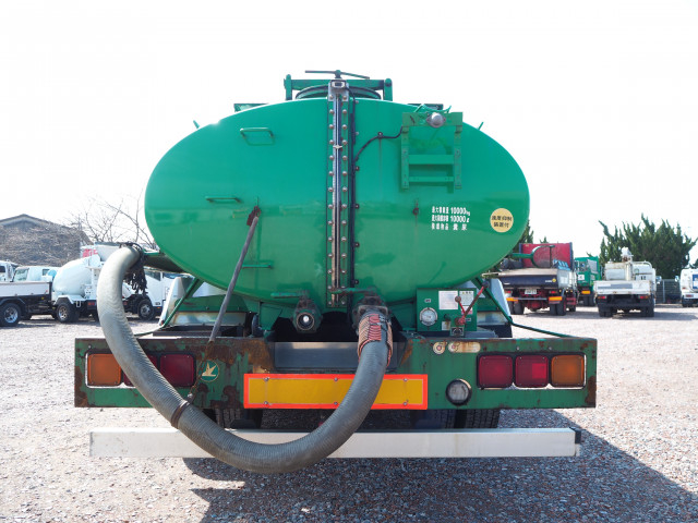 いすゞ ギガ 大型 タンクローリー PDG-CYM77P8(101538) 4枚目