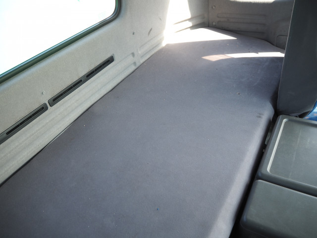 いすゞ ギガ 大型 タンクローリー PDG-CYM77P8(101538) 44枚目