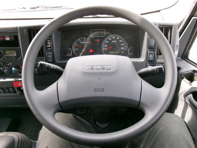 いすゞ エルフ 小型 バン TRG-NLR85AN(101541) 11枚目