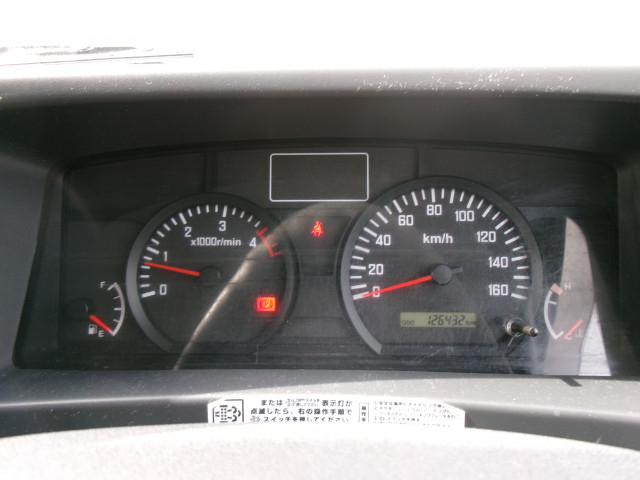 いすゞ エルフ 小型 バン TRG-NLR85AN(101541) 12枚目