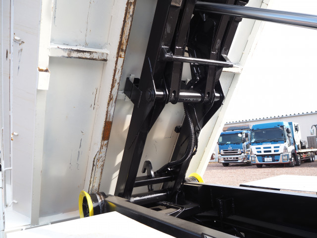 日野 デュトロ 小型 コンテナ専用車 BDG-XZU304X(101542) 15枚目