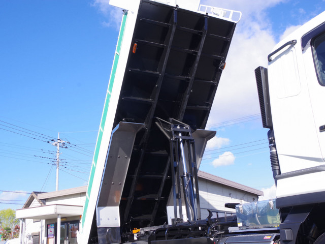 三菱ふそう スーパーグレート 大型 土砂ダンプ 2PG-FV80HY(101546) 11枚目