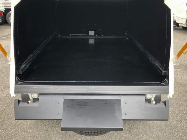 日野 レンジャー 中型 塵芥車（プレス式） 2KG-FC2ABA(101581) 15枚目