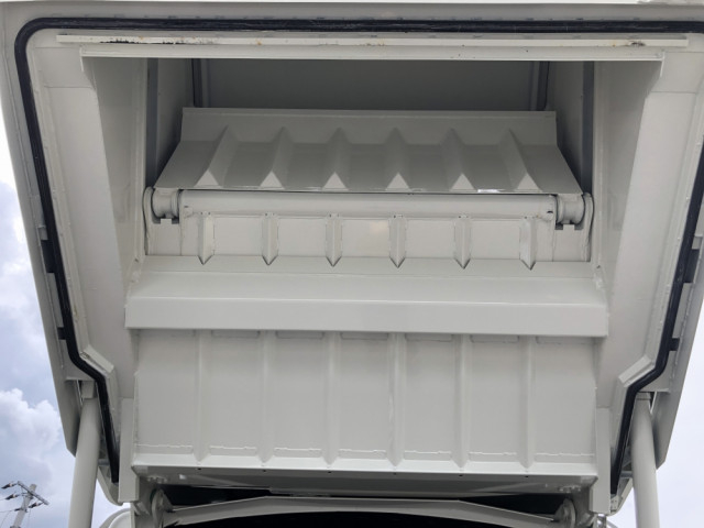 日野 レンジャー 中型 塵芥車（プレス式） 2KG-FC2ABA(101581) 18枚目