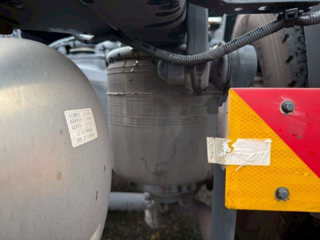 UDトラックス（日産） クオン 大型 トラクタ 2RG-GK5DAB(101583) 6枚目