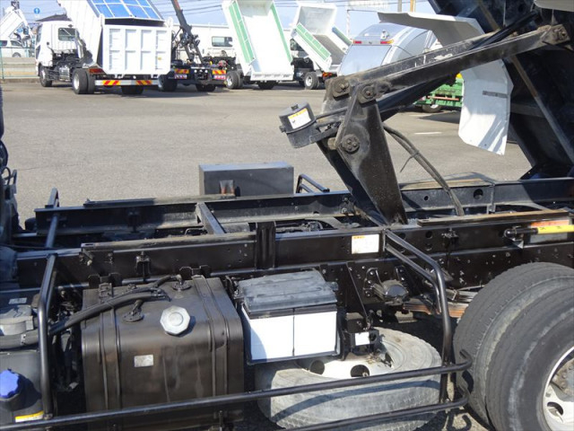 いすゞ フォワード 中型 土砂ダンプ 2RG-FRR90S1(101586) 6枚目