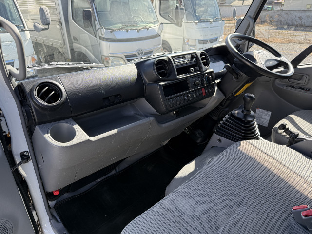 日野 デュトロ 小型 平ボディ TKG-XZC645M(101643) 45枚目