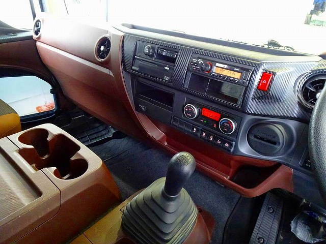 日野 レンジャー 中型 ウィング 2PG-FD2ABA(101644) 10枚目