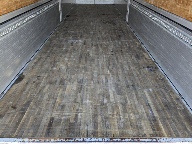 日野 プロフィア 大型 ウィング 2DG-FW1AHG(101646) 12枚目