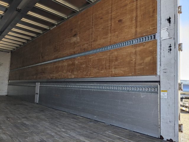 日野 プロフィア 大型 ウィング 2DG-FW1AHG(101646) 18枚目