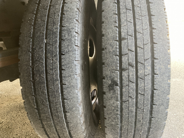 三菱ふそう キャンター 小型 バン TPG-FEB50(101688) 15枚目