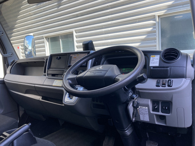 三菱ふそう キャンター 小型 バン TPG-FEB50(101688) 17枚目