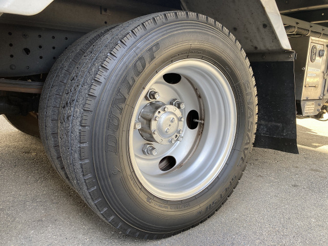 三菱ふそう キャンター 小型 バン TPG-FEB50(101688) 35枚目