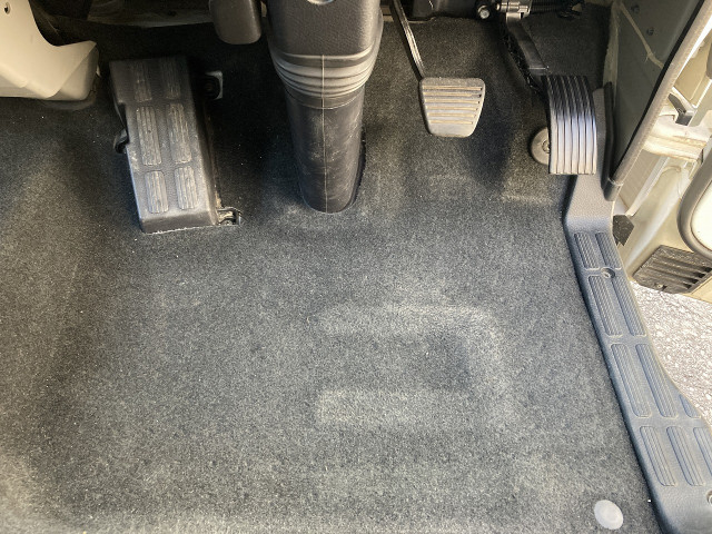 三菱ふそう キャンター 小型 バン TPG-FEB50(101688) 42枚目