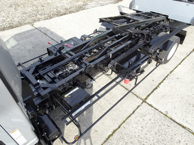 いすゞ エルフ 小型 キャリアカー 2PG-NPR88AM(101691) 24枚目