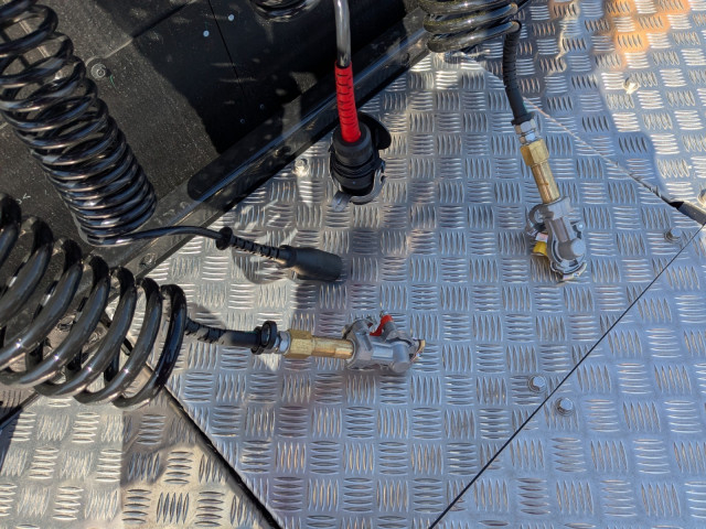 三菱ふそう スーパーグレート 大型 トラクタ 2RG-FP84VDR(101693) 18枚目