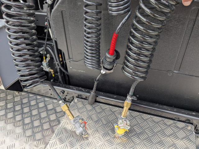 三菱ふそう スーパーグレート 大型 トラクタ 2RG-FP84VDR(101695) 18枚目